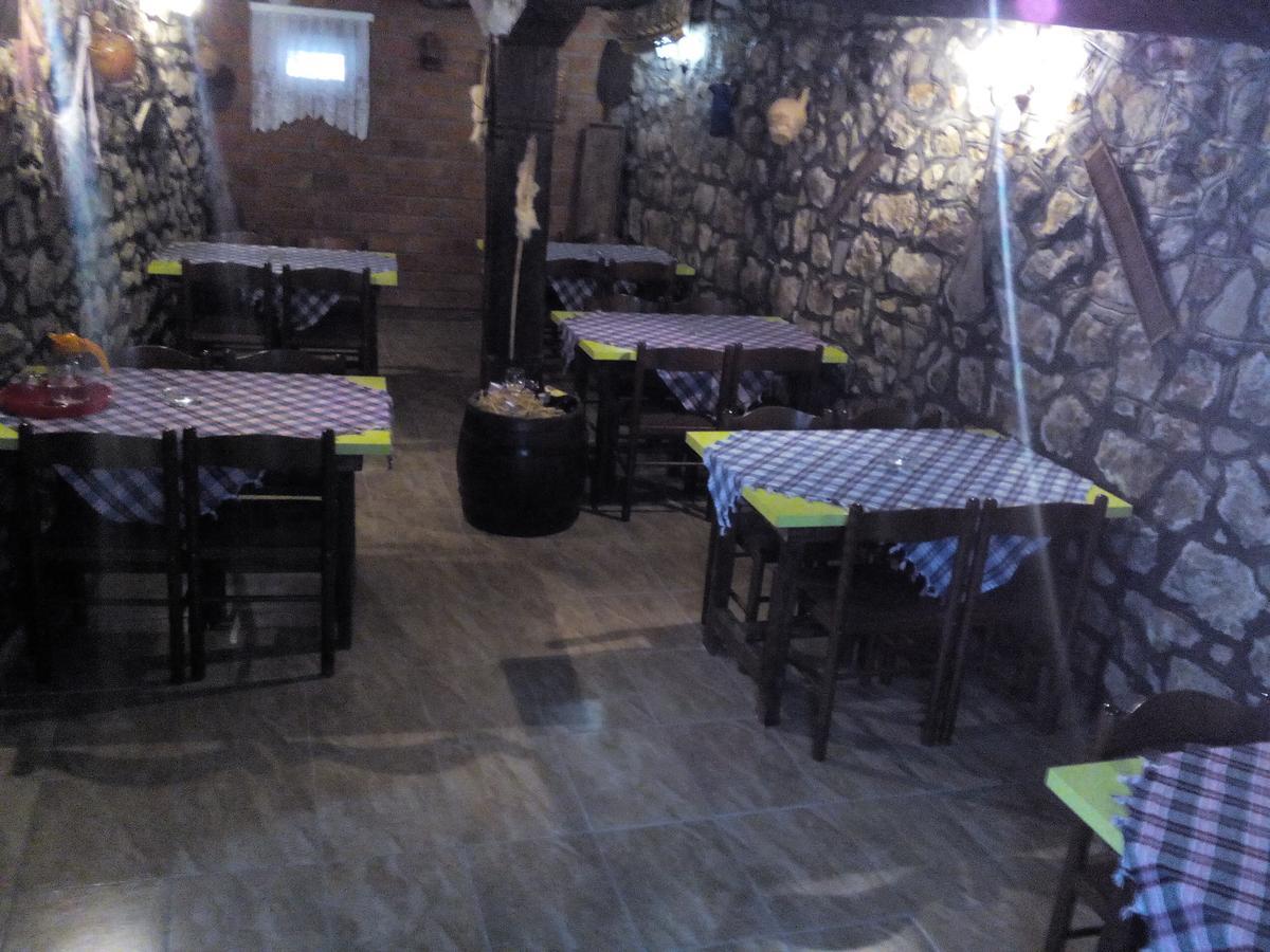 Guest House Vila Banjica Pirot Exterior foto